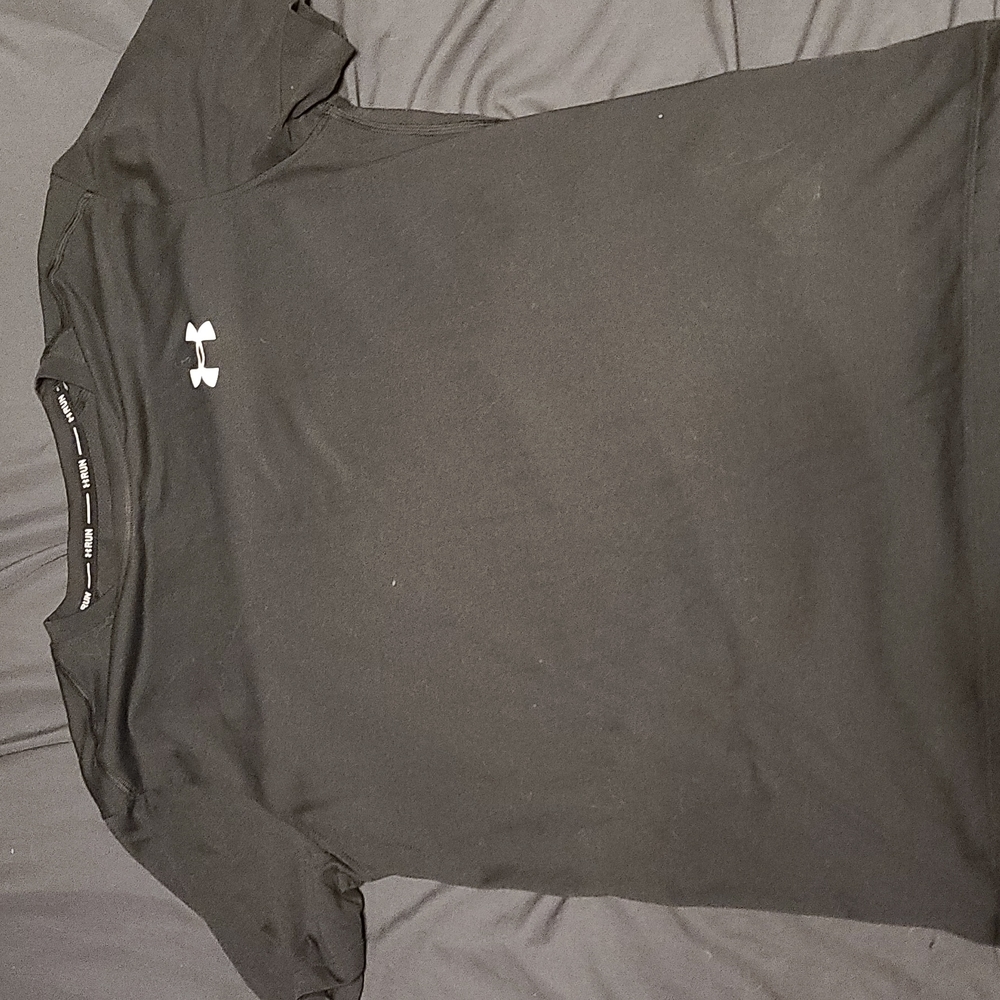 Under Armour Heat Gear shirt
